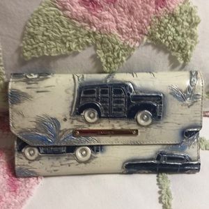 💙 Brahmin Wallet 💙